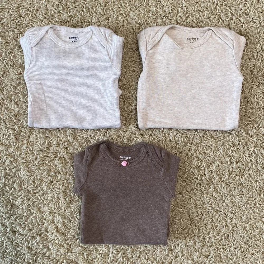 Carter’s | Long Sleeve Onesies (12)